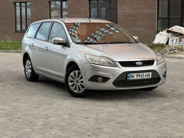 Серый Форд Фокус, объемом двигателя 0 л и пробегом 250 тыс. км за 5350 $, фото 1 на Automoto.ua
