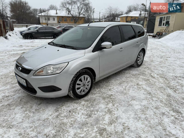 Серый Форд Фокус, объемом двигателя 1.56 л и пробегом 268 тыс. км за 5500 $, фото 1 на Automoto.ua