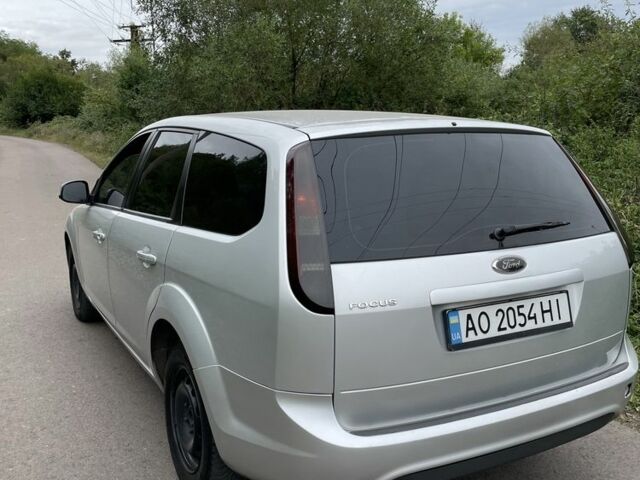 Сірий Форд Фокус, об'ємом двигуна 1.6 л та пробігом 250 тис. км за 4150 $, фото 3 на Automoto.ua