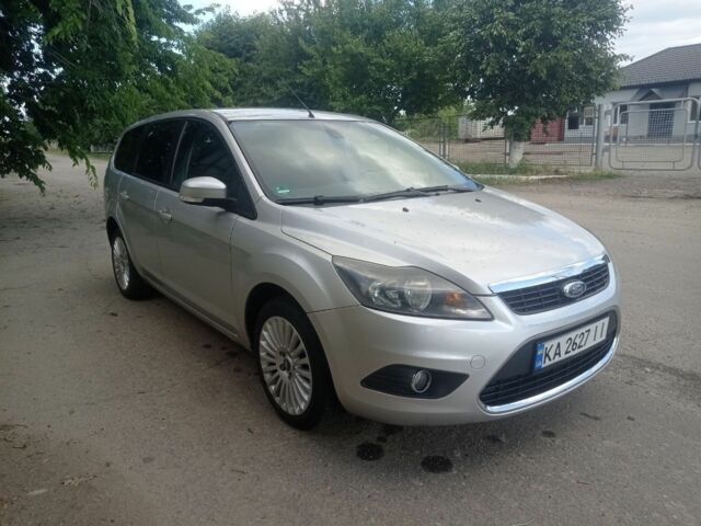 Серый Форд Фокус, объемом двигателя 1.6 л и пробегом 240 тыс. км за 5500 $, фото 4 на Automoto.ua