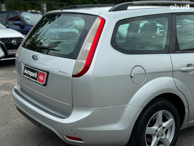 Форд Фокус 2008 в Виннице на Automoto.ua Серый Форд Фокус, объемом двигателя 1.6 л и пробегом 251 тыс. км за 4890 $, фото 8 на Automoto.ua