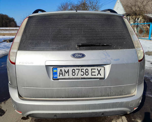 Сірий Форд Фокус, об'ємом двигуна 1.6 л та пробігом 277 тис. км за 2300 $, фото 3 на Automoto.ua