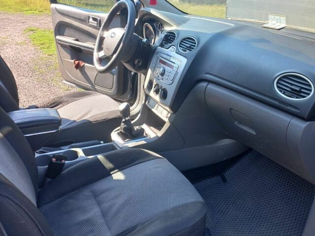 Форд Фокус 2008 у Шепетовке на Automoto.ua Сірий Форд Фокус, об'ємом двигуна 1.6 л та пробігом 320 тис. км за 5000 $, фото 4 на Automoto.ua