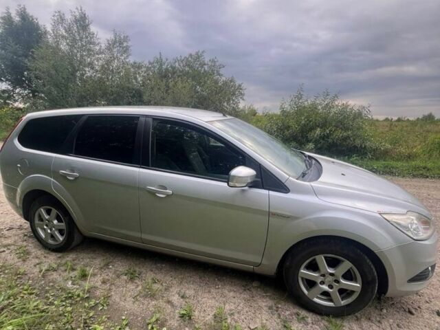 Сірий Форд Фокус, об'ємом двигуна 1.6 л та пробігом 280 тис. км за 5000 $, фото 2 на Automoto.ua