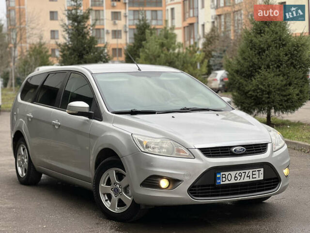 Серый Форд Фокус, объемом двигателя 1.6 л и пробегом 264 тыс. км за 4150 $, фото 5 на Automoto.ua