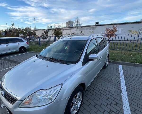 Серый Форд Фокус, объемом двигателя 1.6 л и пробегом 267 тыс. км за 4550 $, фото 10 на Automoto.ua