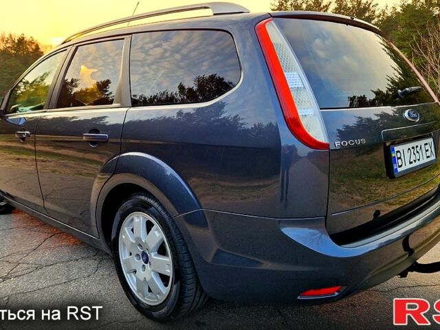 Сірий Форд Фокус, об'ємом двигуна 1.6 л та пробігом 221 тис. км за 5750 $, фото 2 на Automoto.ua