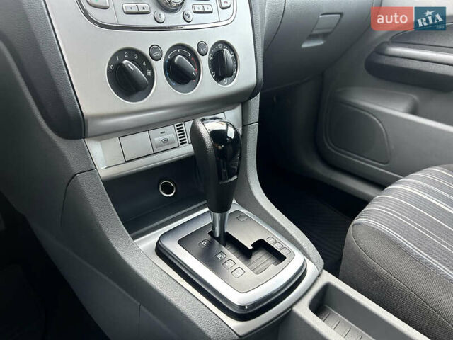 Сірий Форд Фокус, об'ємом двигуна 1.6 л та пробігом 165 тис. км за 6499 $, фото 59 на Automoto.ua