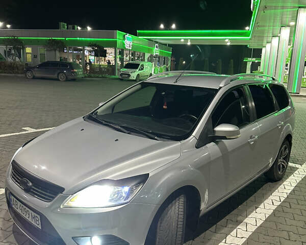 Серый Форд Фокус, объемом двигателя 1.8 л и пробегом 235 тыс. км за 5900 $, фото 2 на Automoto.ua