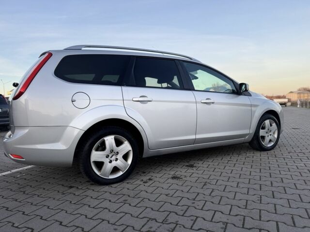 Серый Форд Фокус, объемом двигателя 1.6 л и пробегом 230 тыс. км за 4599 $, фото 4 на Automoto.ua