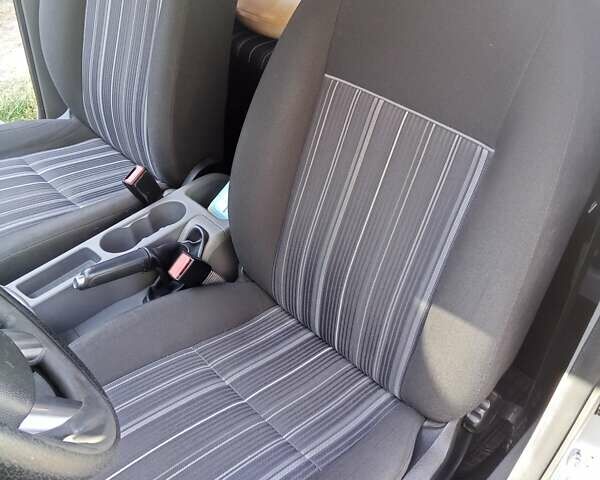 Сірий Форд Фокус, об'ємом двигуна 1.56 л та пробігом 249 тис. км за 6300 $, фото 5 на Automoto.ua