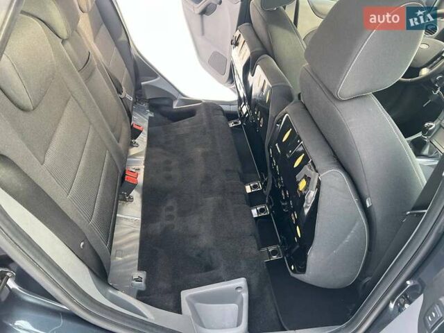 Сірий Форд Фокус, об'ємом двигуна 1.6 л та пробігом 228 тис. км за 5999 $, фото 23 на Automoto.ua