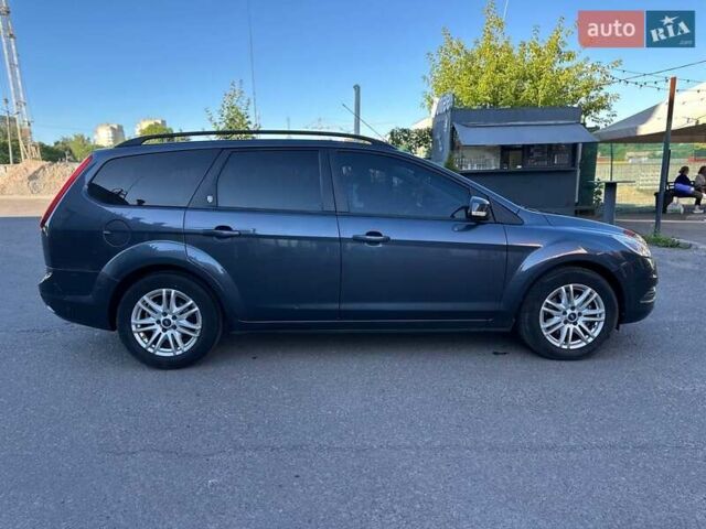 Серый Форд Фокус, объемом двигателя 2 л и пробегом 243 тыс. км за 5700 $, фото 19 на Automoto.ua