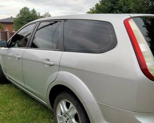 Серый Форд Фокус, объемом двигателя 1.56 л и пробегом 204 тыс. км за 5800 $, фото 20 на Automoto.ua