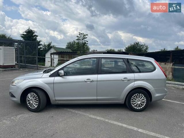 Серый Форд Фокус, объемом двигателя 1.6 л и пробегом 290 тыс. км за 5500 $, фото 1 на Automoto.ua