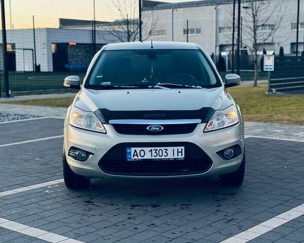 Сірий Форд Фокус, об'ємом двигуна 1.6 л та пробігом 306 тис. км за 4599 $, фото 2 на Automoto.ua