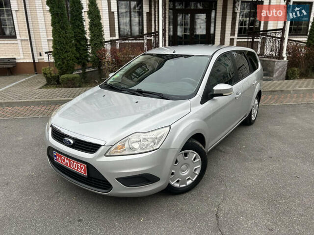 Сірий Форд Фокус, об'ємом двигуна 1.6 л та пробігом 165 тис. км за 6499 $, фото 3 на Automoto.ua