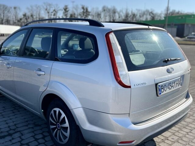 Сірий Форд Фокус, об'ємом двигуна 1.8 л та пробігом 225 тис. км за 5000 $, фото 4 на Automoto.ua