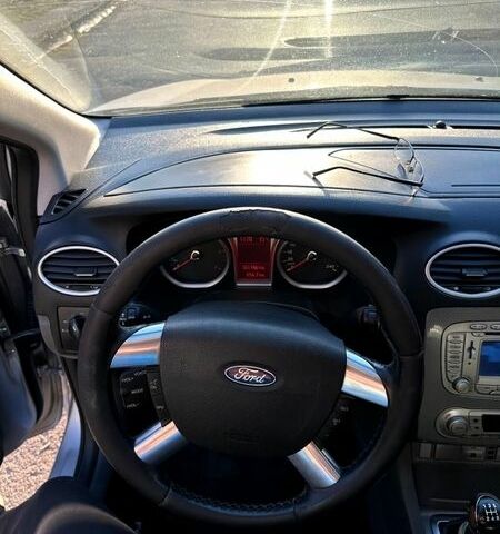 Сірий Форд Фокус, об'ємом двигуна 1.56 л та пробігом 361 тис. км за 4300 $, фото 62 на Automoto.ua