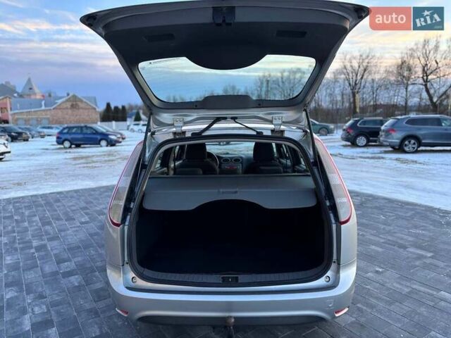 Сірий Форд Фокус, об'ємом двигуна 1.56 л та пробігом 222 тис. км за 5599 $, фото 28 на Automoto.ua