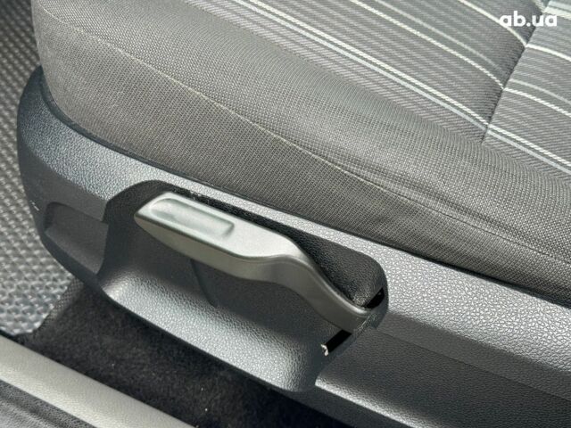 Форд Фокус 2008 в Виннице на Automoto.ua Серый Форд Фокус, объемом двигателя 1.6 л и пробегом 251 тыс. км за 4890 $, фото 17 на Automoto.ua