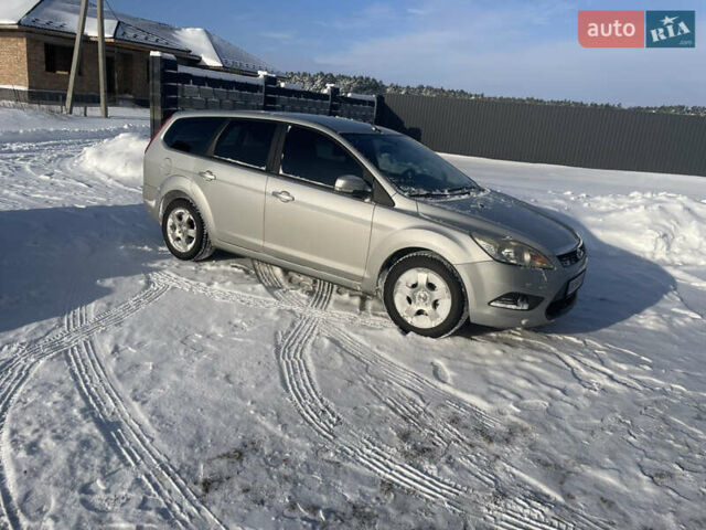 Серый Форд Фокус, объемом двигателя 1.56 л и пробегом 232 тыс. км за 4800 $, фото 9 на Automoto.ua