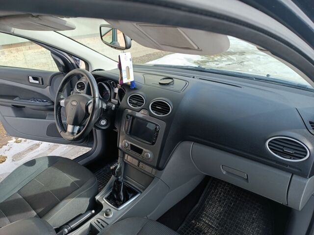 Сірий Форд Фокус, об'ємом двигуна 0 л та пробігом 210 тис. км за 5450 $, фото 15 на Automoto.ua