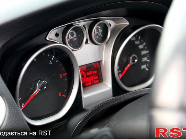 Форд Фокус 2008 у Долине на Automoto.ua Сірий Форд Фокус, об'ємом двигуна 1.6 л та пробігом 259 тис. км за 5499 $, фото 4 на Automoto.ua