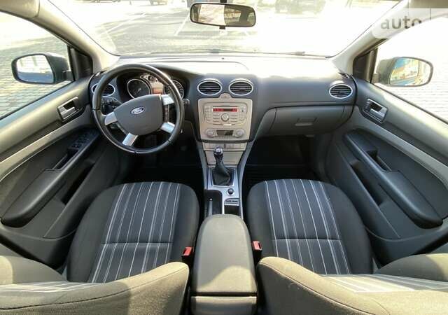 Сірий Форд Фокус, об'ємом двигуна 1.6 л та пробігом 220 тис. км за 6000 $, фото 15 на Automoto.ua