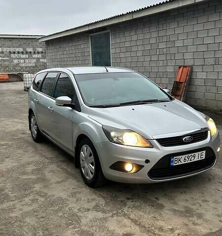 Сірий Форд Фокус, об'ємом двигуна 1.8 л та пробігом 250 тис. км за 4550 $, фото 5 на Automoto.ua