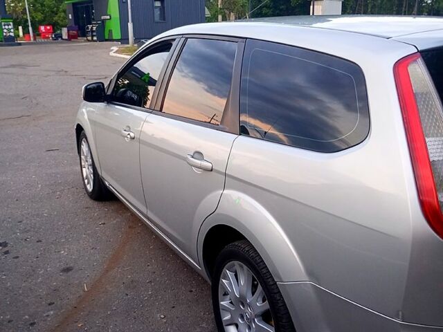 Сірий Форд Фокус, об'ємом двигуна 1.6 л та пробігом 350 тис. км за 4800 $, фото 1 на Automoto.ua