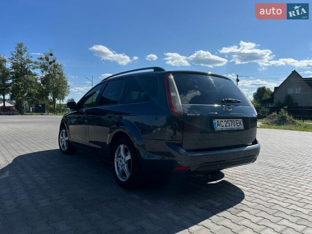 Сірий Форд Фокус, об'ємом двигуна 1.56 л та пробігом 296 тис. км за 4400 $, фото 31 на Automoto.ua