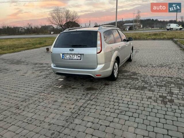 Серый Форд Фокус, объемом двигателя 1.6 л и пробегом 278 тыс. км за 4600 $, фото 7 на Automoto.ua