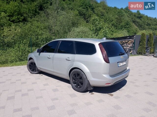 Сірий Форд Фокус, об'ємом двигуна 1.6 л та пробігом 310 тис. км за 3900 $, фото 5 на Automoto.ua