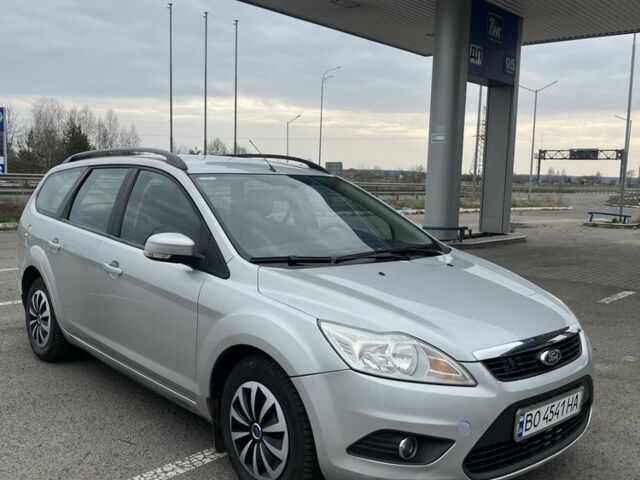 Сірий Форд Фокус, об'ємом двигуна 1.8 л та пробігом 226 тис. км за 5000 $, фото 3 на Automoto.ua