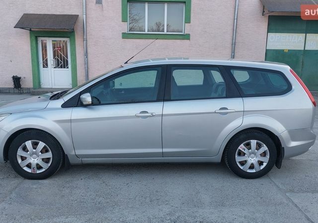 Серый Форд Фокус, объемом двигателя 1.56 л и пробегом 285 тыс. км за 4750 $, фото 3 на Automoto.ua