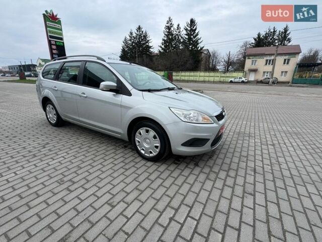 Сірий Форд Фокус, об'ємом двигуна 1.6 л та пробігом 224 тис. км за 6500 $, фото 1 на Automoto.ua