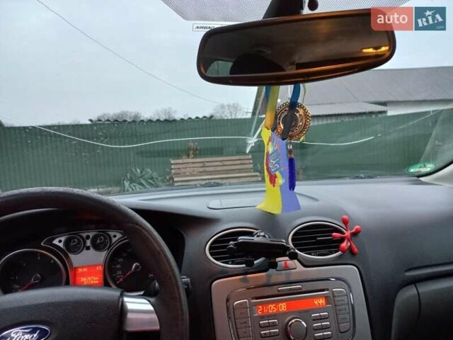 Форд Фокус 2008 у Стрые на Automoto.ua Сірий Форд Фокус, об'ємом двигуна 1.6 л та пробігом 310 тис. км за 4697 $, фото 30 на Automoto.ua