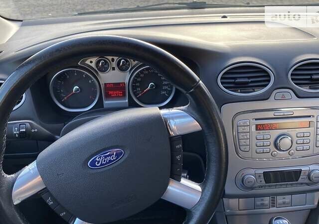 Серый Форд Фокус, объемом двигателя 1.6 л и пробегом 220 тыс. км за 5099 $, фото 18 на Automoto.ua