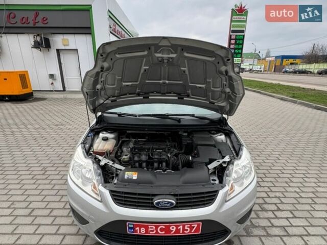 Сірий Форд Фокус, об'ємом двигуна 1.6 л та пробігом 224 тис. км за 6500 $, фото 60 на Automoto.ua