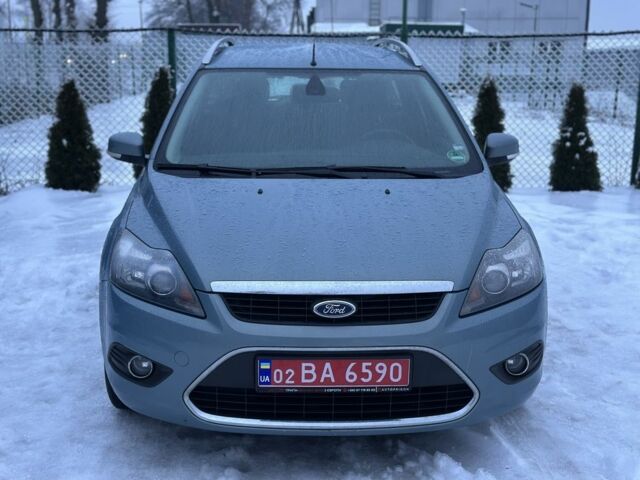 Серый Форд Фокус, объемом двигателя 1.6 л и пробегом 231 тыс. км за 5800 $, фото 1 на Automoto.ua
