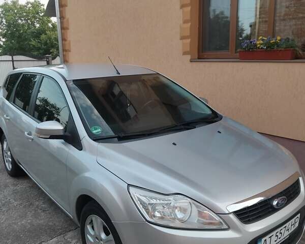 Серый Форд Фокус, объемом двигателя 1.56 л и пробегом 204 тыс. км за 5800 $, фото 3 на Automoto.ua