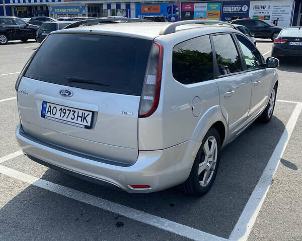 Сірий Форд Фокус, об'ємом двигуна 1.8 л та пробігом 379 тис. км за 5000 $, фото 6 на Automoto.ua