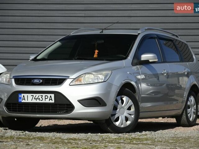 Серый Форд Фокус, объемом двигателя 1.6 л и пробегом 296 тыс. км за 5350 $, фото 5 на Automoto.ua