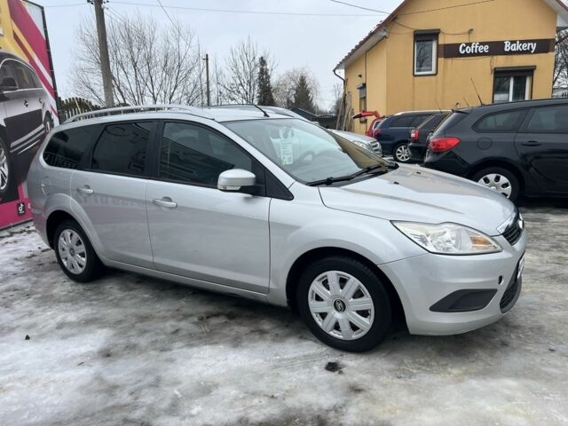 Серый Форд Фокус, объемом двигателя 1.6 л и пробегом 211 тыс. км за 5599 $, фото 6 на Automoto.ua