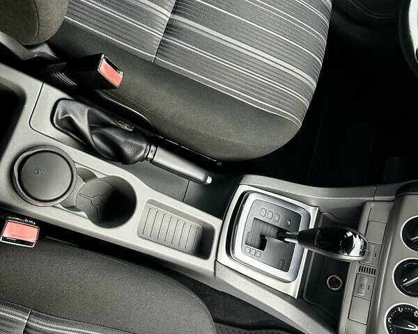 Сірий Форд Фокус, об'ємом двигуна 1.6 л та пробігом 165 тис. км за 6499 $, фото 66 на Automoto.ua