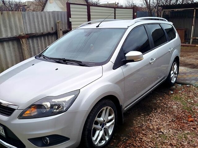 Серый Форд Фокус, объемом двигателя 1.8 л и пробегом 194 тыс. км за 6700 $, фото 1 на Automoto.ua