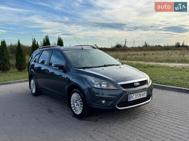 Сірий Форд Фокус, об'ємом двигуна 1.6 л та пробігом 355 тис. км за 5000 $, фото 3 на Automoto.ua