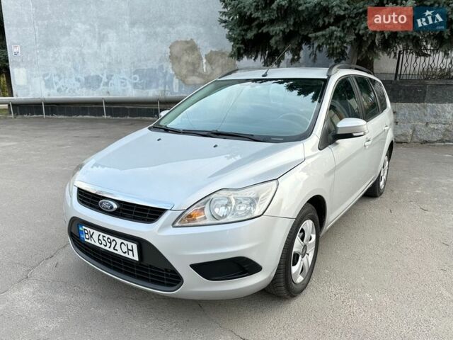 Сірий Форд Фокус, об'ємом двигуна 1.56 л та пробігом 290 тис. км за 4850 $, фото 2 на Automoto.ua