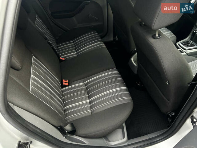 Сірий Форд Фокус, об'ємом двигуна 1.6 л та пробігом 165 тис. км за 6499 $, фото 72 на Automoto.ua